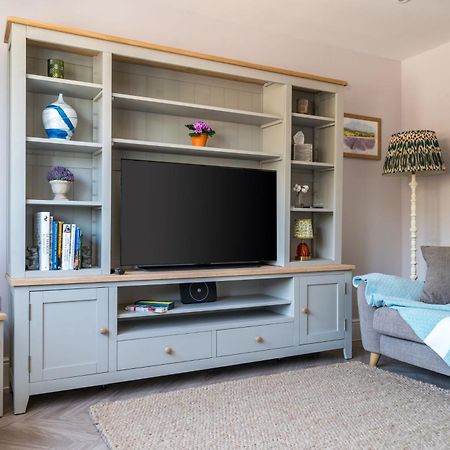 Fleming Cottage - Contemporary Cotswold Home Upper Rissington Экстерьер фото