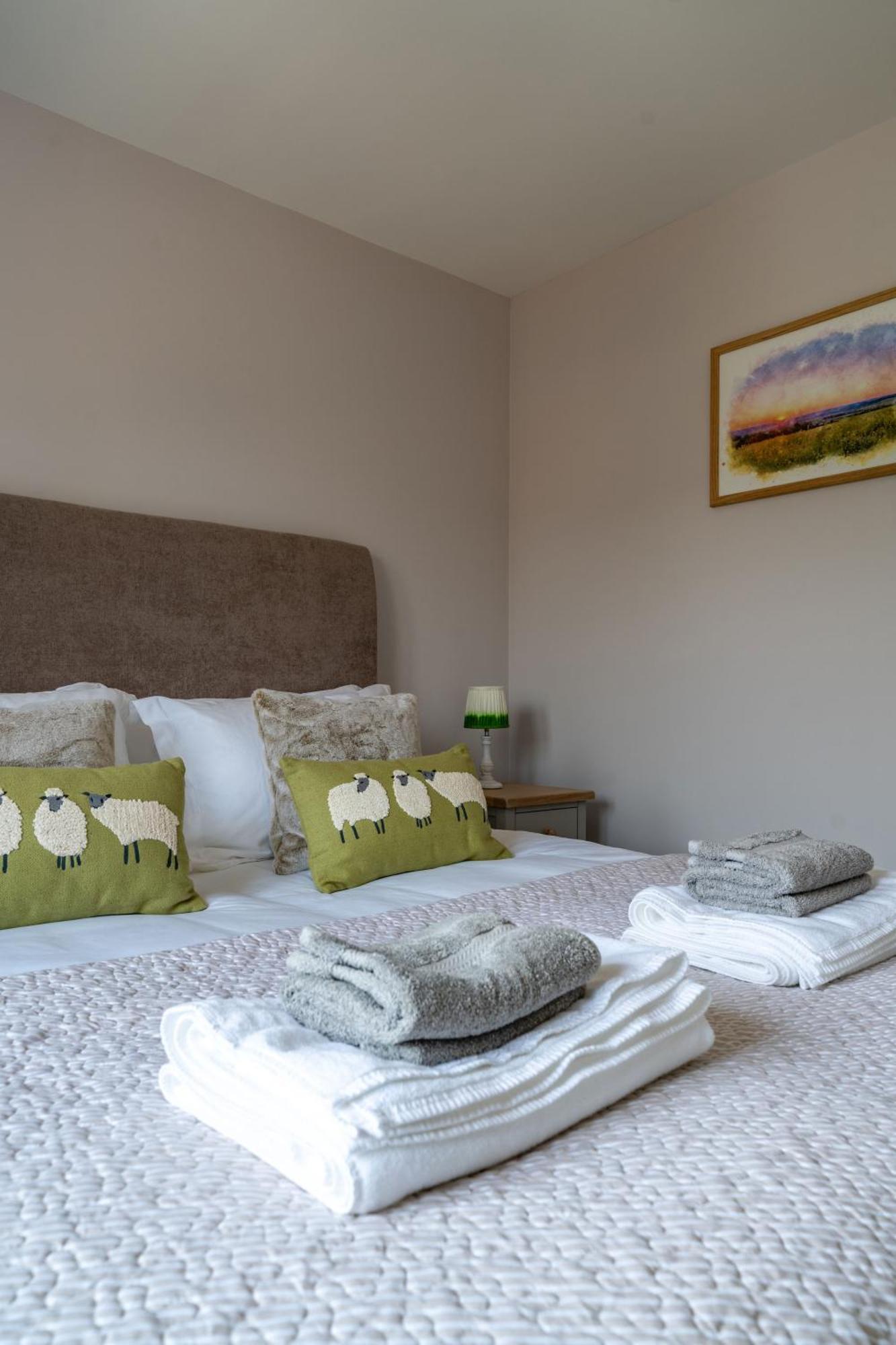 Fleming Cottage - Contemporary Cotswold Home Upper Rissington Экстерьер фото