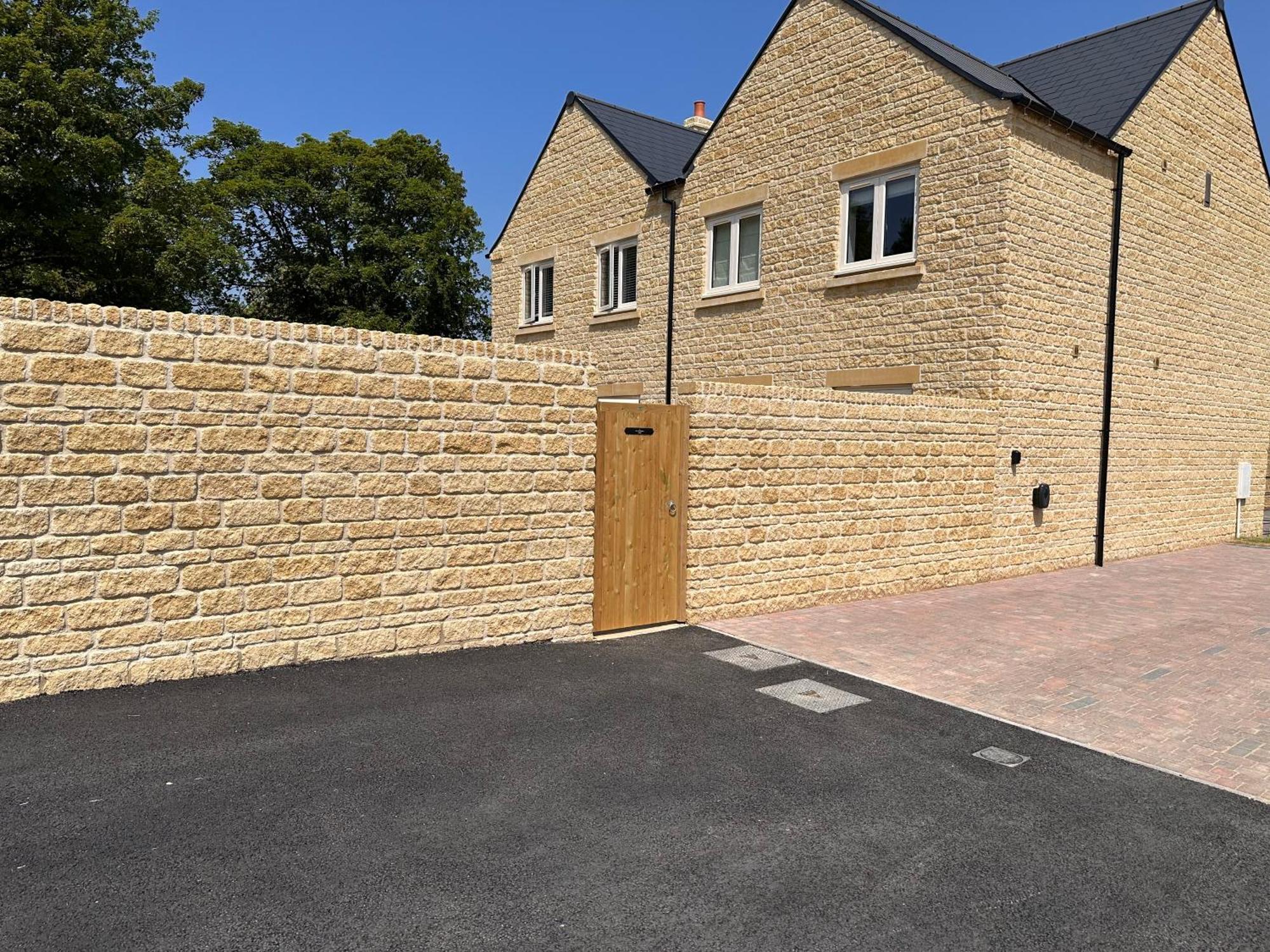 Fleming Cottage - Contemporary Cotswold Home Upper Rissington Экстерьер фото
